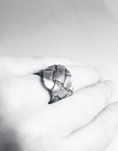 Products: Wide Flax Weave