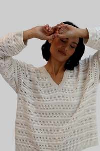 Tatano - Trellis V-Neck Sweater