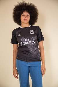 Sports: Adidas Real Madrid Jersey