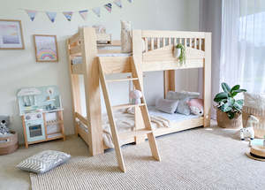 Cozy LOW bunk bed PINE