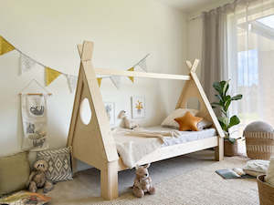 Single Beds Ply: Teepee canopy bed
