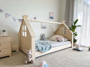 Fairytale Canopy floor bed