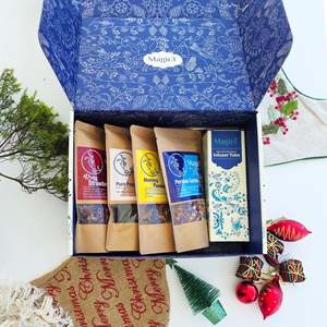 All: Christmas Gift Set : A Taste of Magic & Celebration
