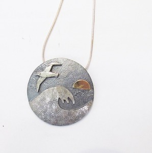 Bob Wyber: “Albatross at Sea” Pendant by Bob Wyber