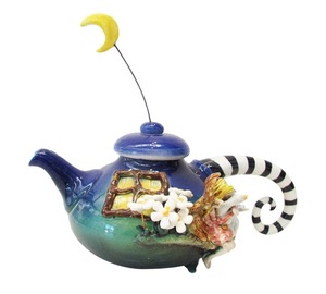 Products: Teapot by Marion Mewburn