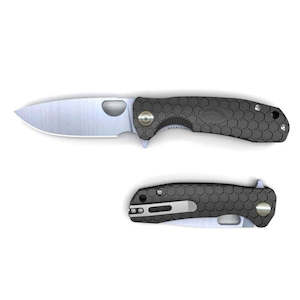 Outdoors Gear: Honey Badger Flipper #M (Black)