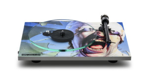 Pro-Ject Scorpions Limited Edition Turntable with Pick It 25A Cartridge