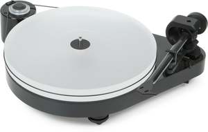 Av Sources: Pro-Ject RPM 5 Carbon Turntable with Ortofon 2M Bronze Cartridge