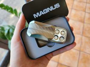 Titanium SC282 - Toad - 3-Click