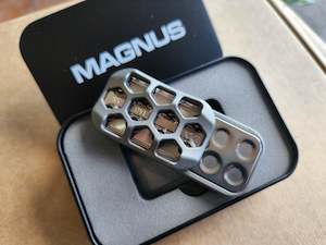 Titanium - SD121 - ToadHEX 3-Click