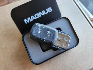 Carbon Fiber Flaked Silver Resin- SD114 - Chonker 3-Click