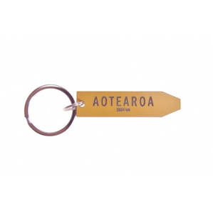 Magpie S Nest: Give Me a Sign Key Ring - Aotearoa