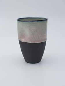 Products: Titanium & black clay thumbler – Magpie Art Studio – Mike Hooton