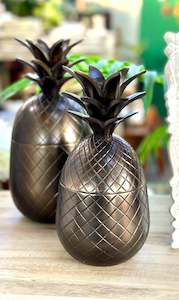 Dark Carribbean Medium Pineapple