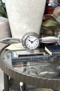 Propeller Desk Clock