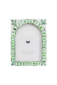 Selene Green Inlay Arch Frame 5x7