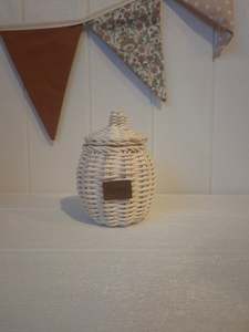 Products: Rattan Mīere/Honey Jar
