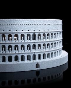 Decor: Colosseum Model