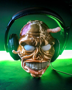 Zombie Head - Headphone Stand