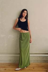 All: Fundamental Singlet in Black Rib