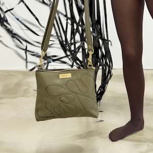 Mixed Tape Capsule Collection Winter 25: Nina Unraveled - Olive