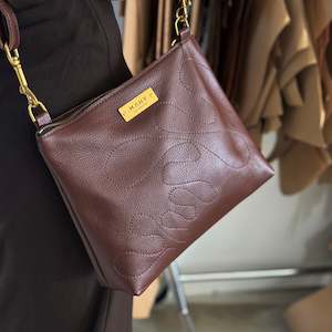 Nina Lightly Unraveled - Espresso