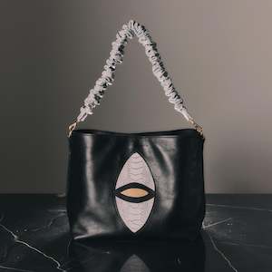 Billie Bucket - Reign