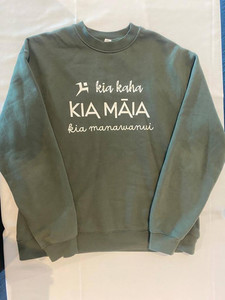 Kia Māia' Crew neck Sweatshirt Māia Centre