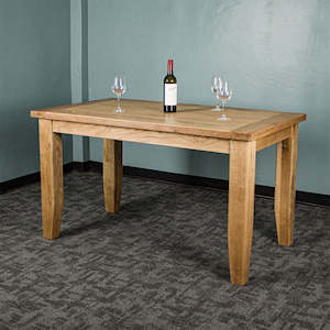 Yes Oak Dining Table (1.4m)