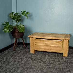 Camden: Camden Oak Blanket Box