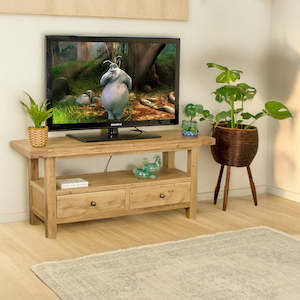 Farmhouse: Farmhouse Entertainment Unit