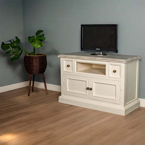 Biarritz Range: Biarritz Compact TV Unit