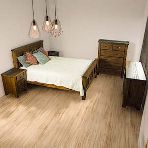 Botanica: Botanica 5 Piece King Bedroom Suite