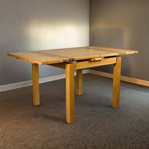Oak Furniture: Bristol Oak Extending Dining Table