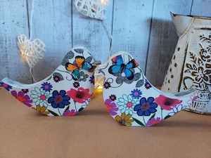 Pair of free-standing Birds.