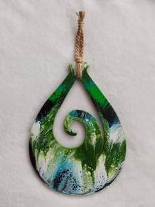 Kiwiana wall hanging.