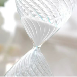 Decorative Objects: Beautiful Twisted Glass Sand Timer