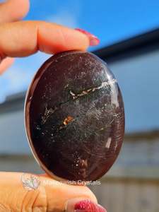 Crystals Palm Stone: Amber Palm Stone