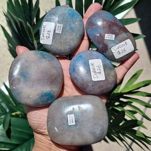Trolleite Palm Stone