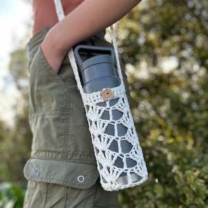 Homeware - Water Bottle Holder: Bottle Holder Crochet Kit