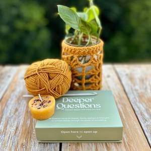 Christmas: Have a Yarn with me - Gift Box