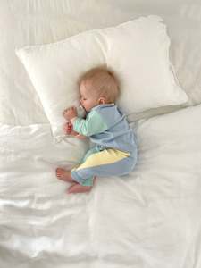 Knit Pullover and Matching Knit Pants Set - Pastel Colourblock