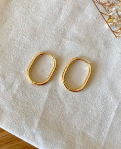 Earrings: Oval Huggies