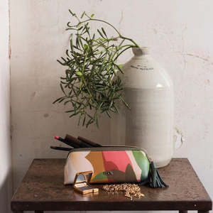 Bath Body Home Fragrance: FLOX | Whenua | Cosmetic Case | Small