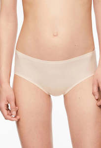 Chantelle: Hipster Shorty - Golden Beige