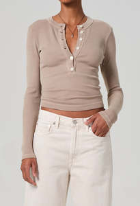 Citizens Of Humanity: Varra Henley - Sandatlas