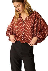 Natalie Martin: Iris Top - Polka Dot Cappuccino