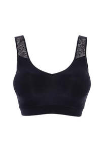 Wear Sarahs Looks: Padded Top with Lace - Black