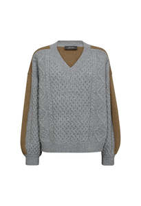 Beth Ottili V-neck Knit - Grey Mélange