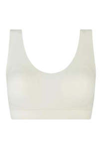 Chantelle: Padded V-Neck - Ivory